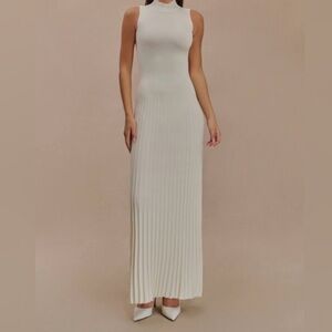 MESHKI Mavis High Neck Pleated Maxi